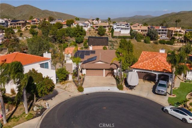 22176 Dogie, Canyon Lake, CA 92587