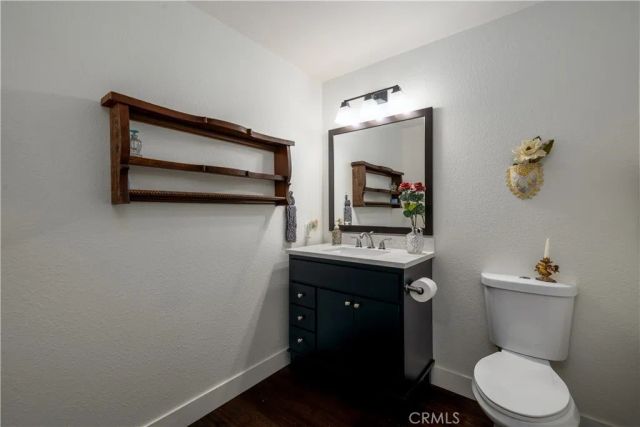 22176 Dogie, Canyon Lake, CA 92587