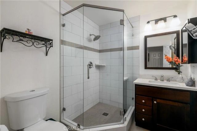 22176 Dogie, Canyon Lake, CA 92587