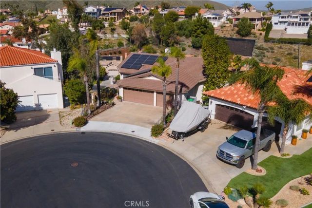 22176 Dogie, Canyon Lake, CA 92587