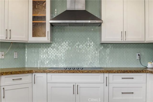 22176 Dogie, Canyon Lake, CA 92587