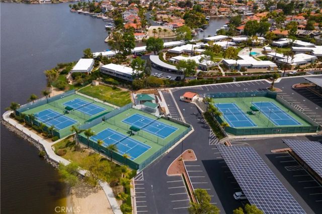 22176 Dogie, Canyon Lake, CA 92587