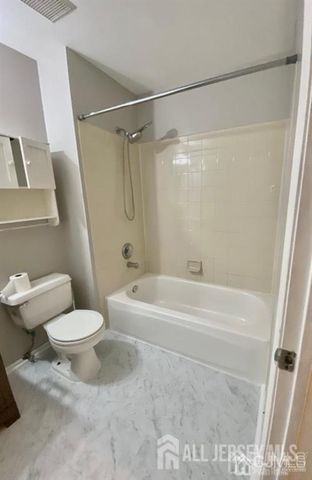 315 Plymouth Road, North Brunswick, NJ 08902