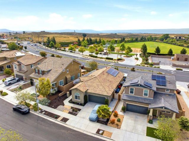 31869 Straw Lily Drive, Murrieta, CA 92563