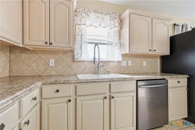 4804 Water Oak Drive, Killeen, TX 76542