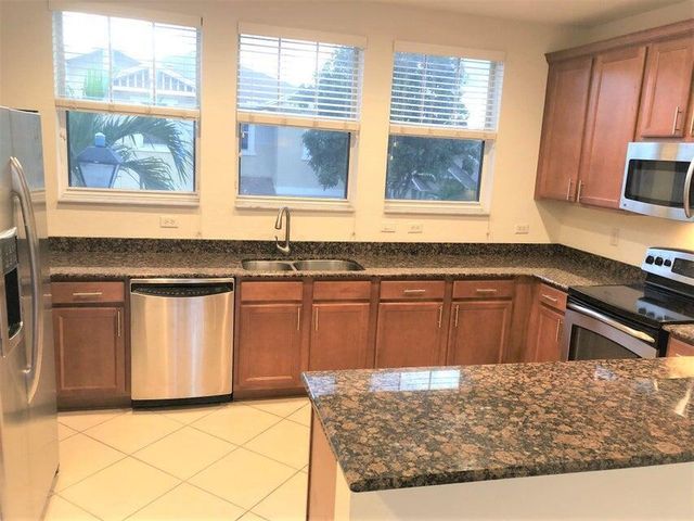 810 Marina Del Ray Lane 5, West Palm Beach, FL 33401