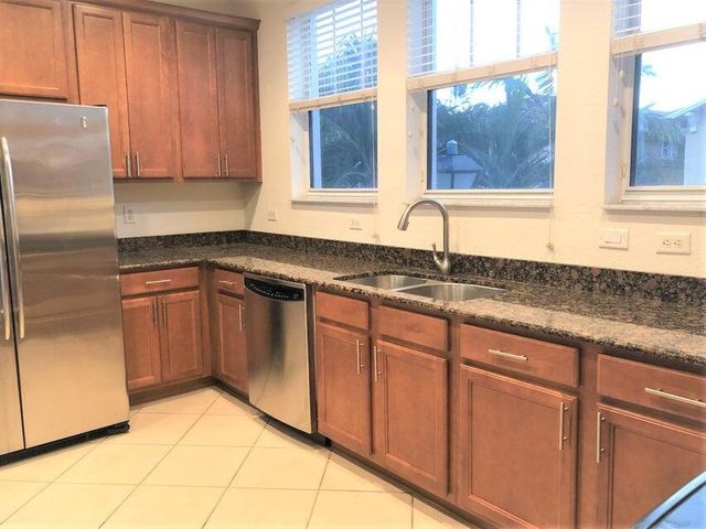 810 Marina Del Ray Lane 5, West Palm Beach, FL 33401