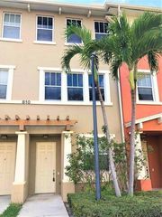 810 Marina Del Ray Lane 5, West Palm Beach, FL 33401