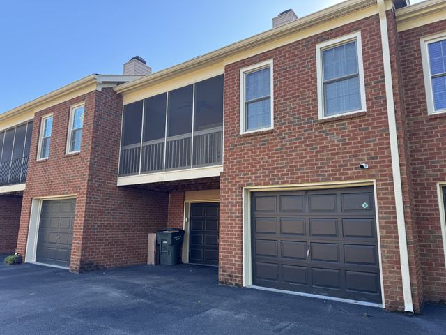103 Windsor Terrace Dr, Nashville, TN 37221