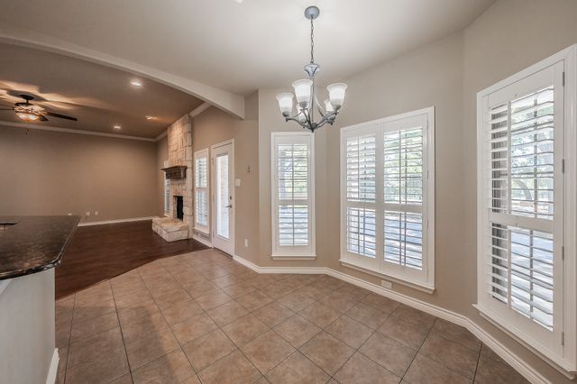 155 N Star Crossing Lane, Weatherford, TX 76088