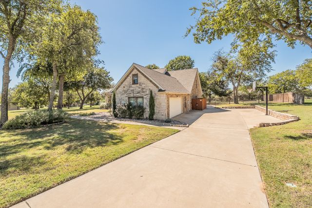 155 N Star Crossing Lane, Weatherford, TX 76088