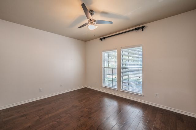 155 N Star Crossing Lane, Weatherford, TX 76088