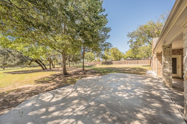 155 N Star Crossing Lane, Weatherford, TX 76088