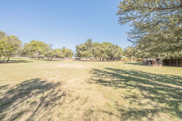 155 N Star Crossing Lane, Weatherford, TX 76088