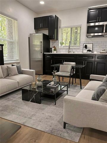 1015 Braemar Avenue, Atlanta, GA 30311