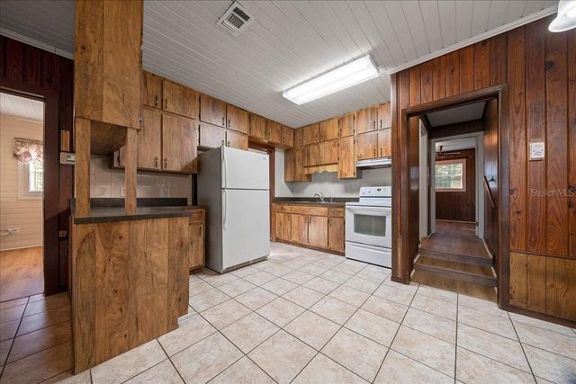 618 NE 21ST STREET, Ocala, FL 34470