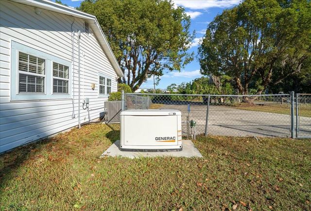 618 NE 21ST STREET, Ocala, FL 34470