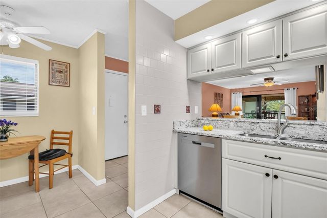 2700 NEBRASKA AVENUE 5-205, Palm Harbor, FL 34684