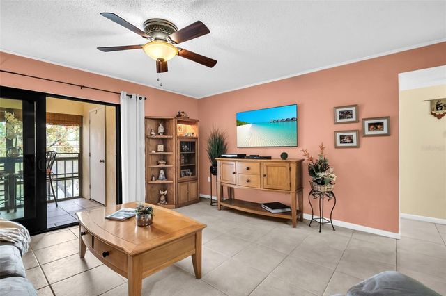 2700 NEBRASKA AVENUE 5-205, Palm Harbor, FL 34684