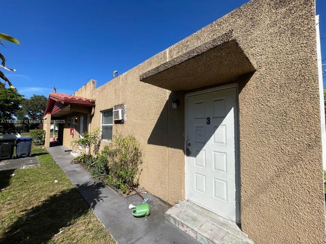 635 NW 22nd Rd, Fort Lauderdale, FL 33311