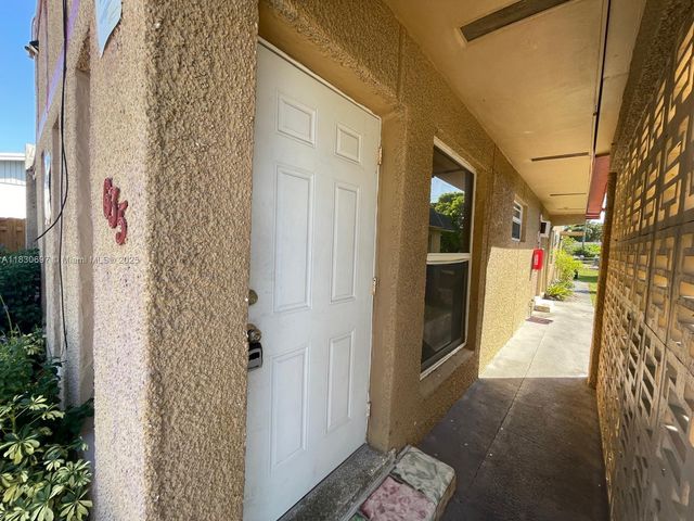 635 NW 22nd Rd, Fort Lauderdale, FL 33311