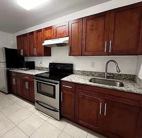 635 NW 22nd Rd, Fort Lauderdale, FL 33311