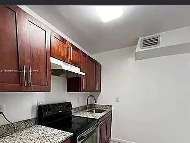 635 NW 22nd Rd, Fort Lauderdale, FL 33311