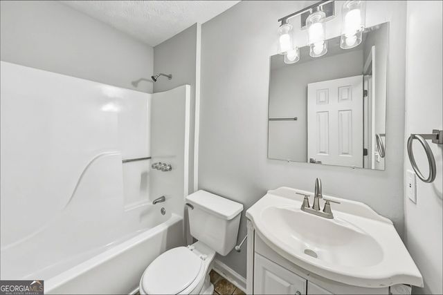 170 W Forest Drive, Covington, GA 30016