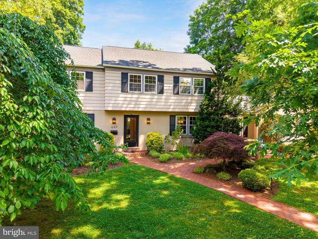 649 SUSSEX RD, Wynnewood, PA 19096