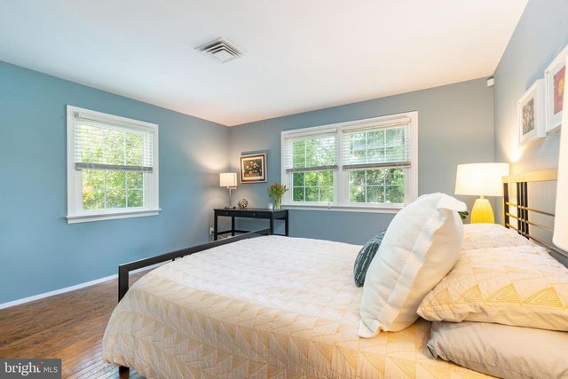 649 SUSSEX RD, Wynnewood, PA 19096