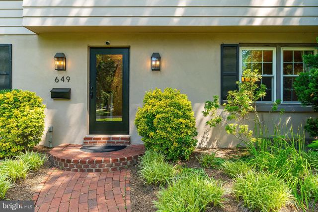 649 SUSSEX RD, Wynnewood, PA 19096