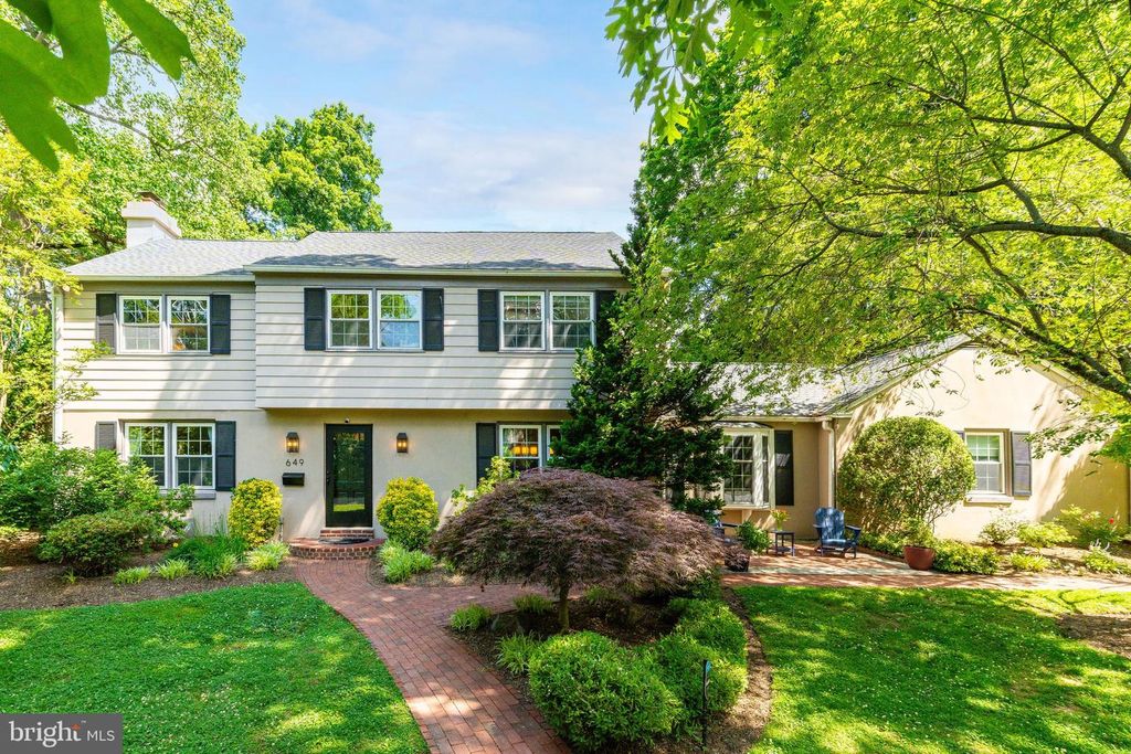 649 SUSSEX RD, Wynnewood, PA 19096