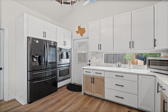 1201 S Garden ST A, Austin, TX 78702