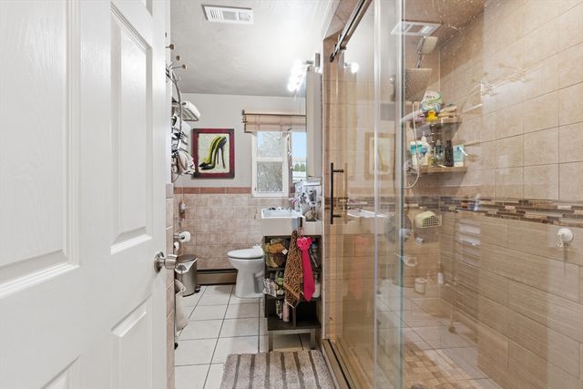 35 Errol Rd, Brockton, MA 02302