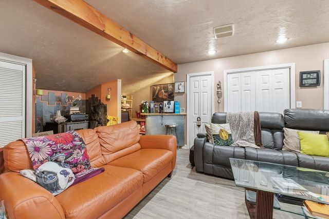 35 Errol Rd, Brockton, MA 02302