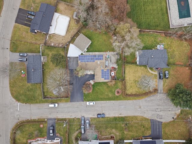 35 Errol Rd, Brockton, MA 02302