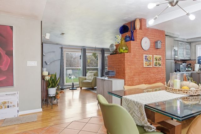 35 Errol Rd, Brockton, MA 02302