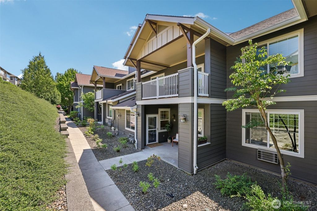 10800 SE 17th Circle #T211, Vancouver, WA 98664