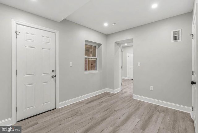 513 MACDADE BLVD, Darby, PA 19023