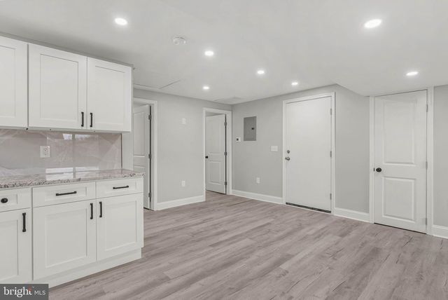 513 MACDADE BLVD, Darby, PA 19023