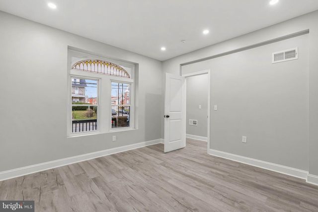 513 MACDADE BLVD, Darby, PA 19023