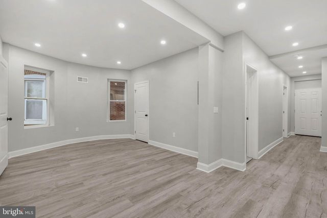 513 MACDADE BLVD, Darby, PA 19023