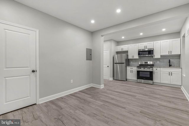 513 MACDADE BLVD, Darby, PA 19023