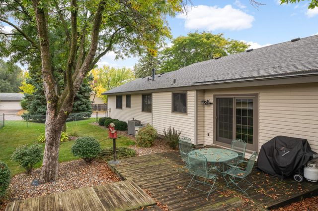 10700 Aquila Avenue S, Bloomington, MN 55438