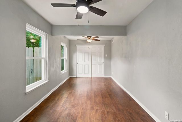 3006 Greenacres, San Antonio, TX 78230