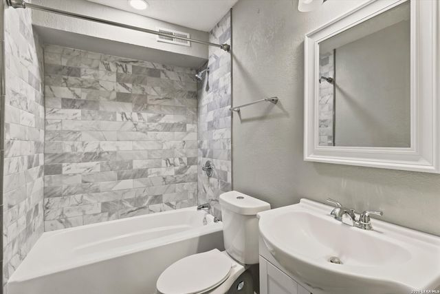 3006 Greenacres, San Antonio, TX 78230