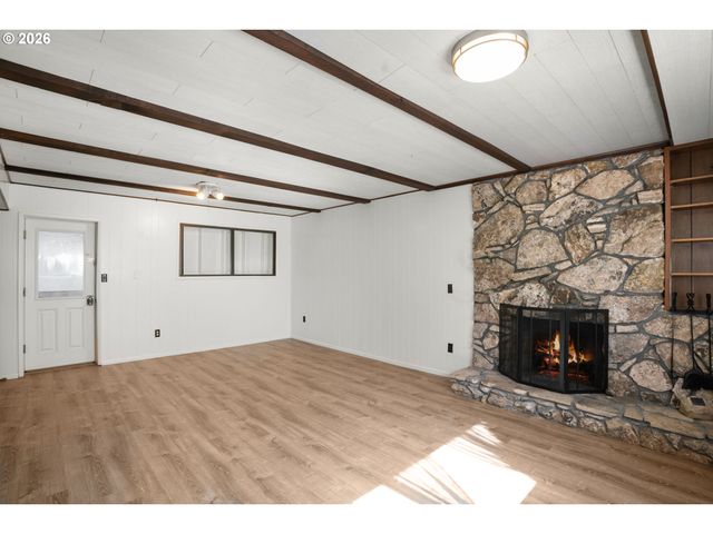 14025 Sw ROCHESTER Dr, Beaverton, OR 97008