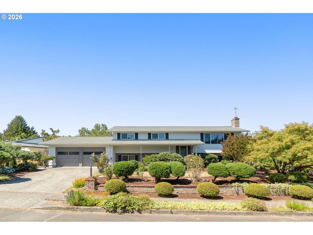 14025 Sw ROCHESTER Dr, Beaverton, OR 97008