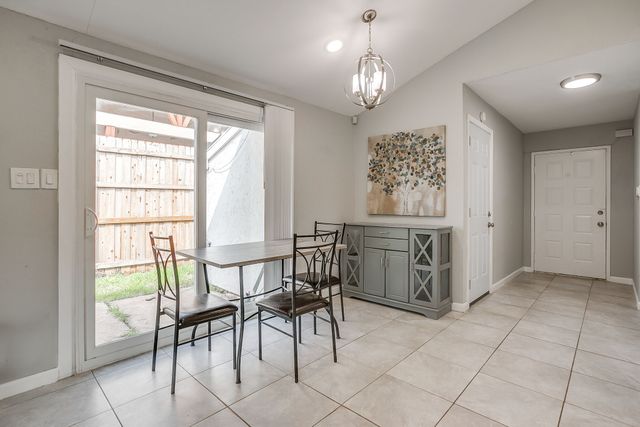 3921 Seven Gables Street, Fort Worth, TX 76133