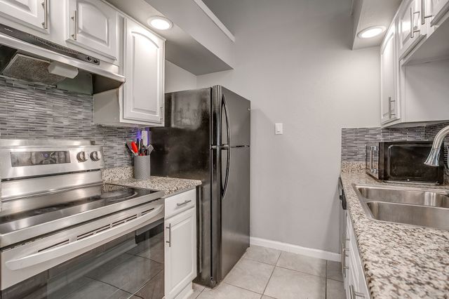 3921 Seven Gables Street, Fort Worth, TX 76133